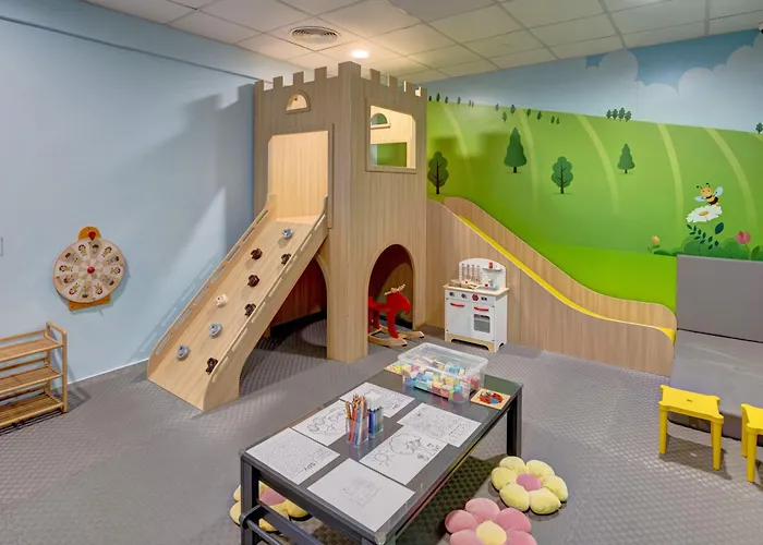 Al Khoory Courtyard Hotel Dubai